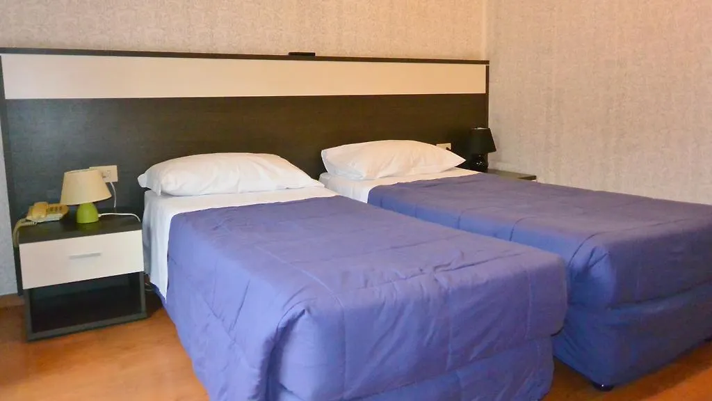 Hotel Arno Milão Itália